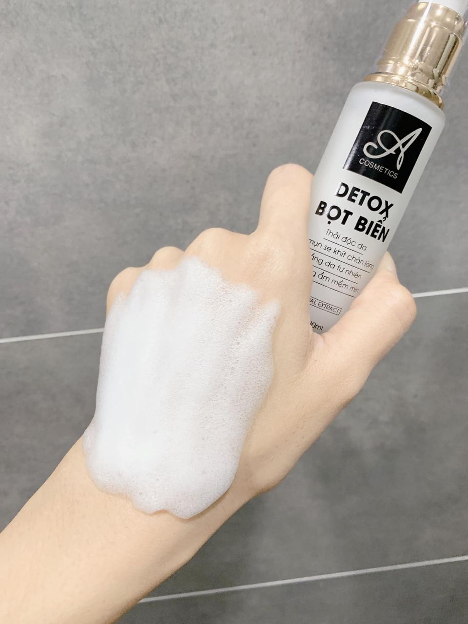 a cosmetics detox bọt biển